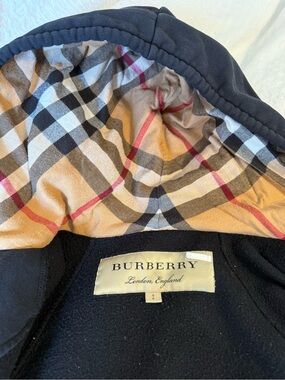 Burberry Black Zip-Up Hoodie with Signature Check Lining